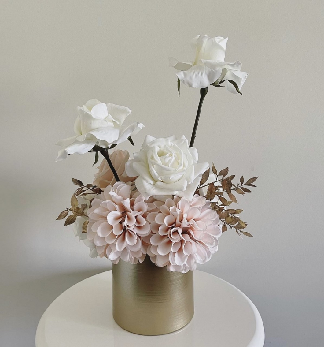 Ellie - Medium Faux Arrangement