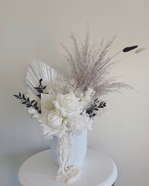 Skylar - Medium Arrangement